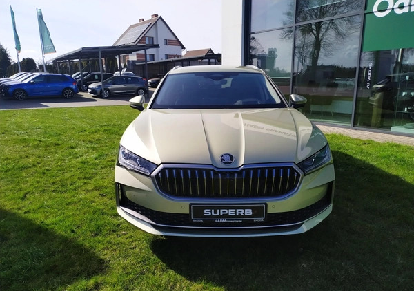Skoda Superb cena 234100 przebieg: 9, rok produkcji 2024 z Korsze małe 106